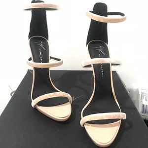 Giuseppe “harmony” style heels (Brand New)
